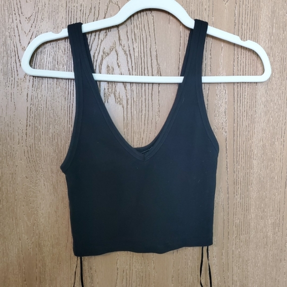 Zara Tops - Zara Size Medium Black Cropped Tank